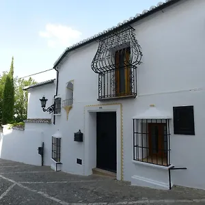 Salvatierra Bed & Breakfast